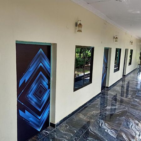 Hotel Green Park Jabalpur Exterior foto